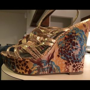 Gold wedge shoes